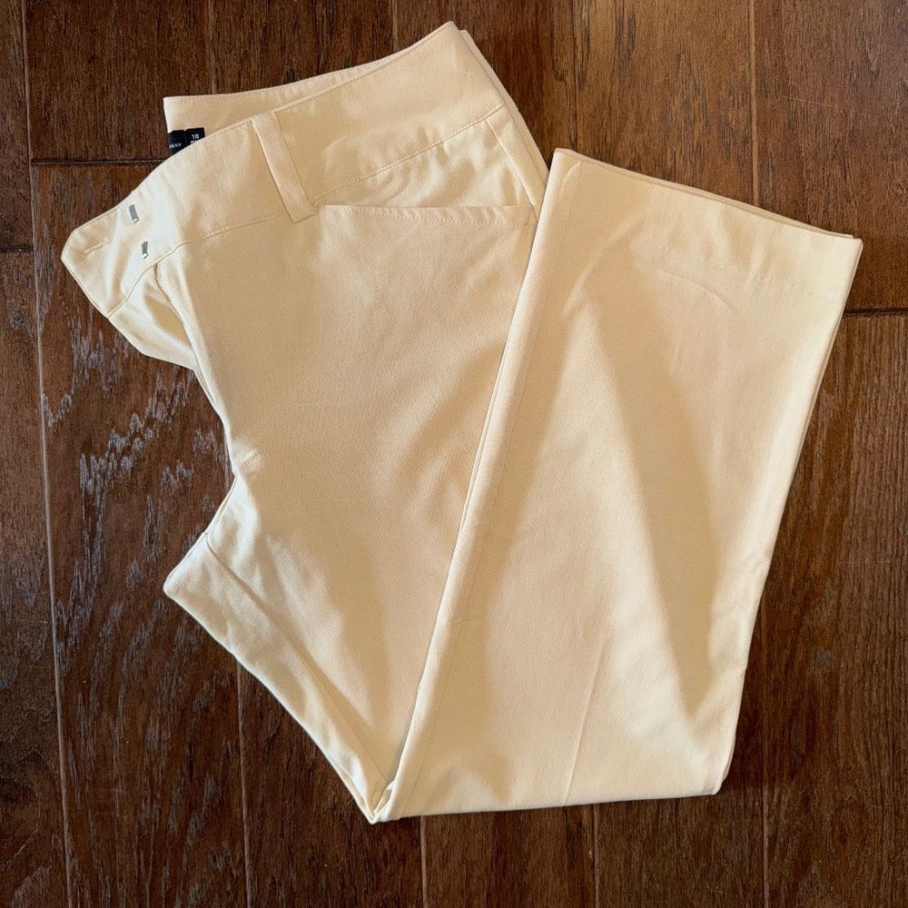 New York & Conpany 16 petite bootcut dress pants